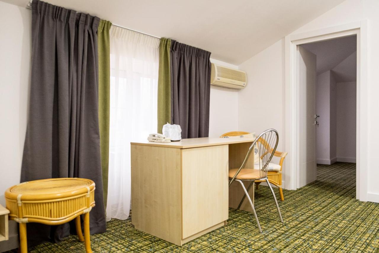 Casa Gabriela Hotel Bucureşti Exterior foto